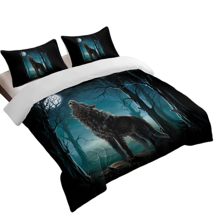 A Wolf Howls at a Moon King Quilt Cover