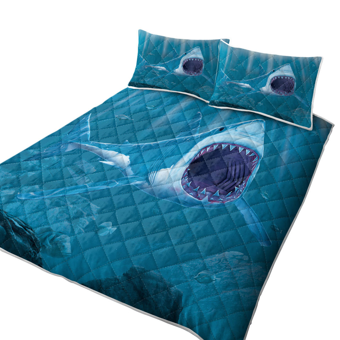 Cool Scary Marine life Art Shark Bite King Size Quilt Sets