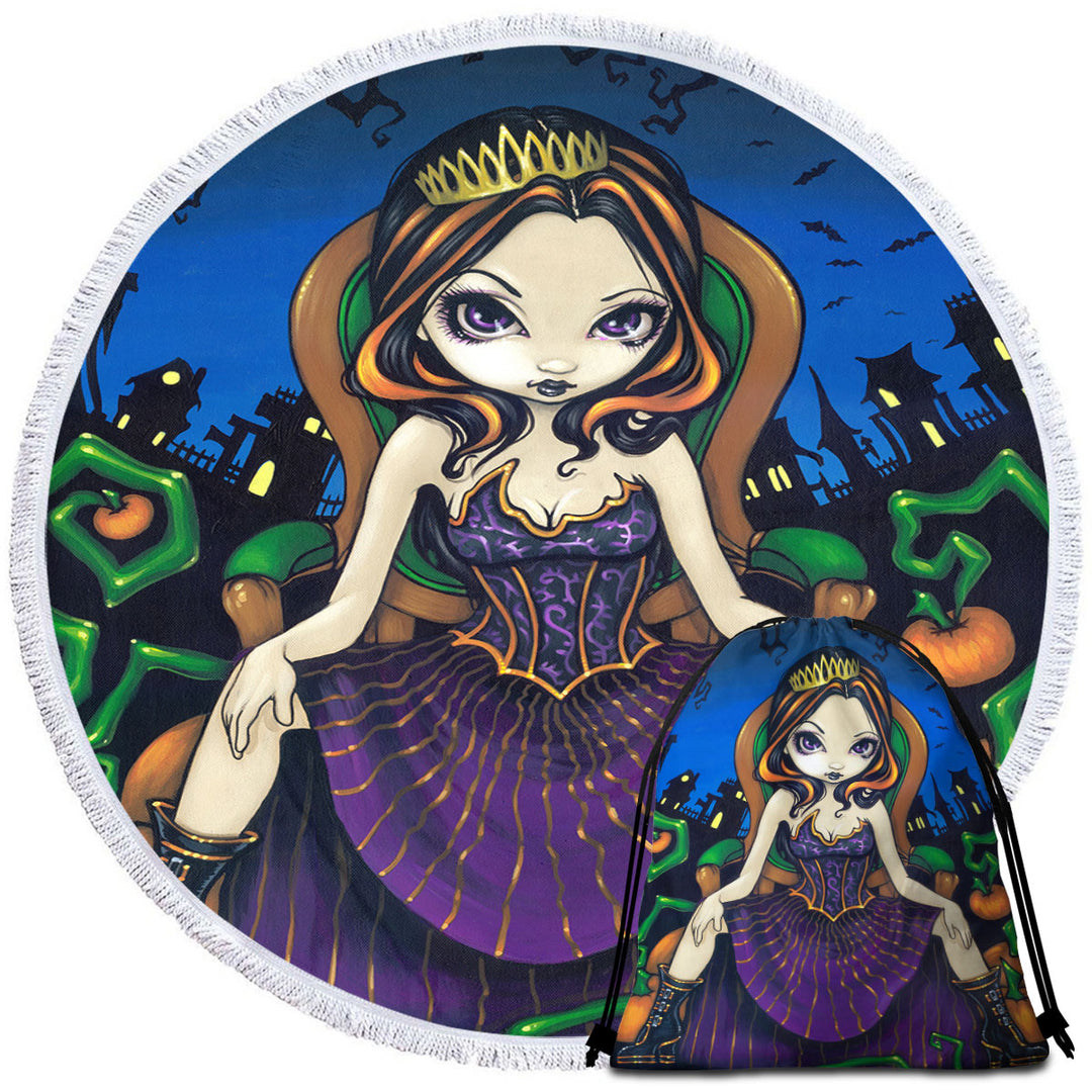 Cute Goth Girl Queen of Halloween Round Beach Towel