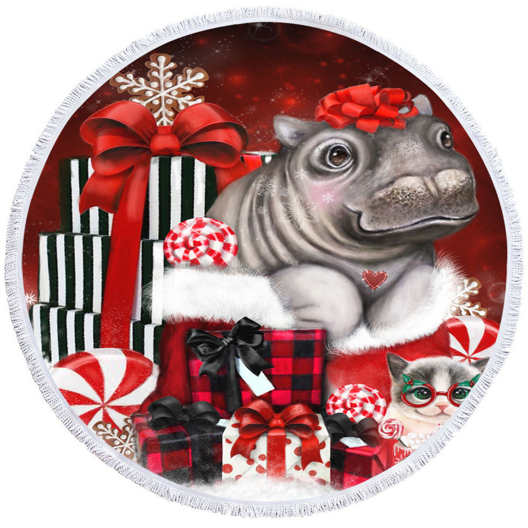 Cute Hippo Christmas Surprise Round Beach Towels