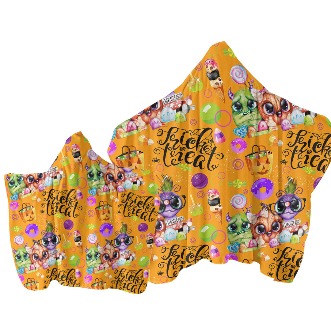 Cute Lil Monsters Halloween Pattern Hooded Beach Towel