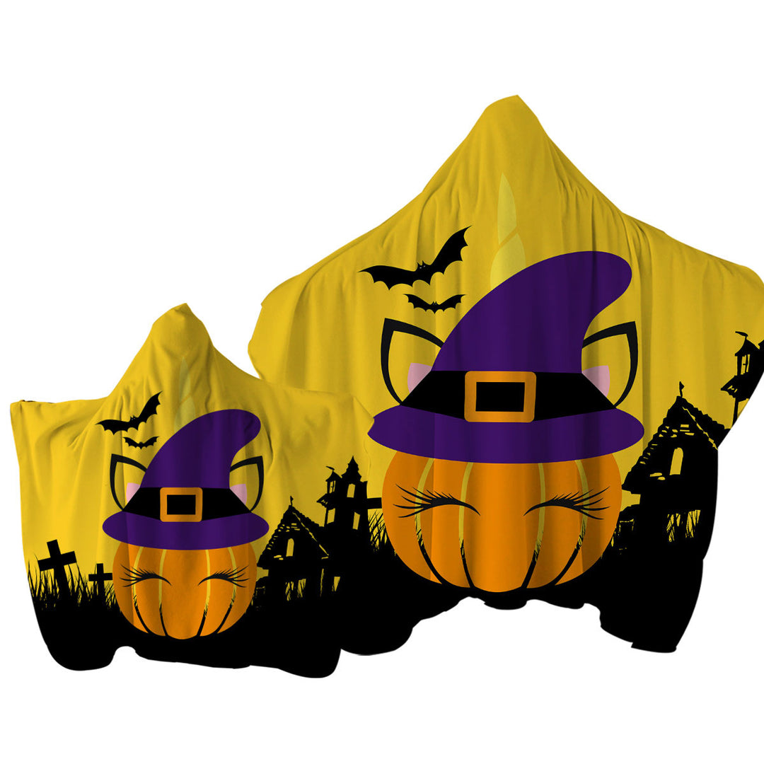 Cute Witch Pumpkin for Halloween Towel with Hood