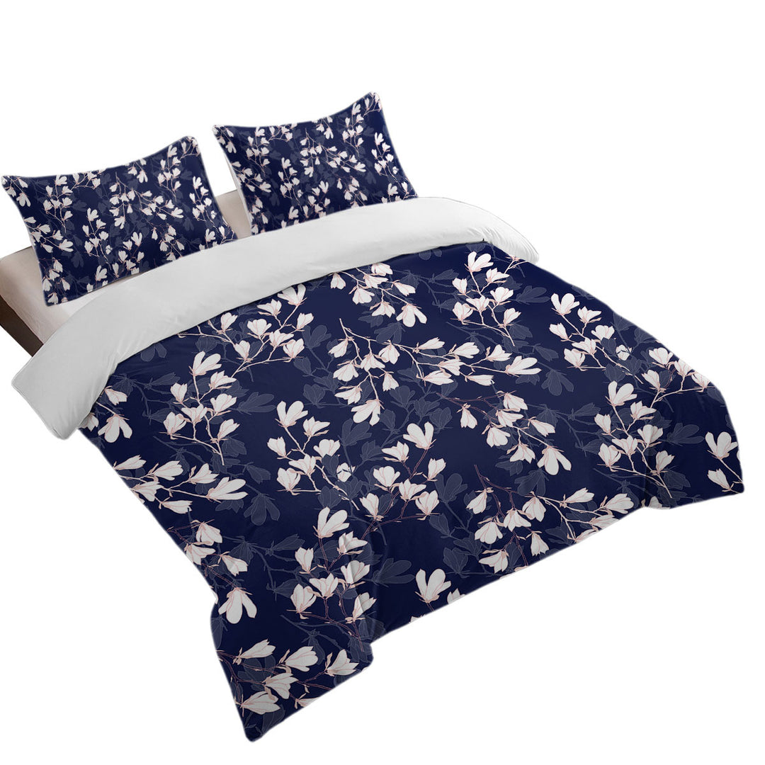 Duvet Cover Queen with White Flowers and In the Dark Flowers