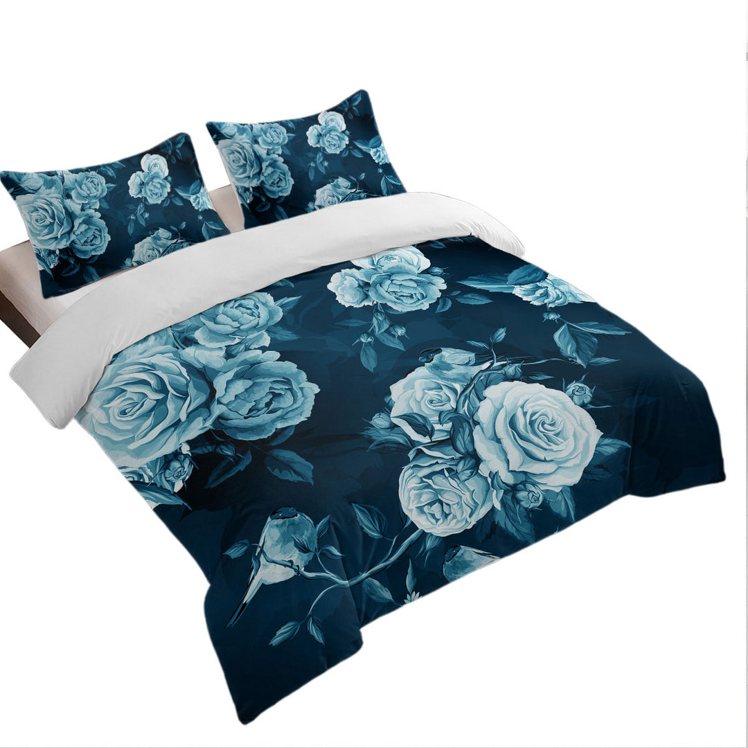 Duvet Covers with Dark Blue under Light Blue Roses