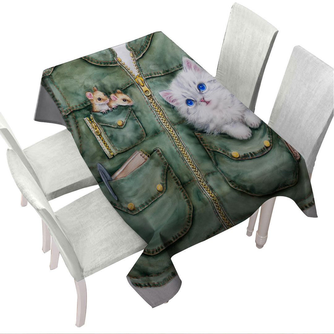 Funny Cute Animals Best Friends Mice and Kitten Tablecloth