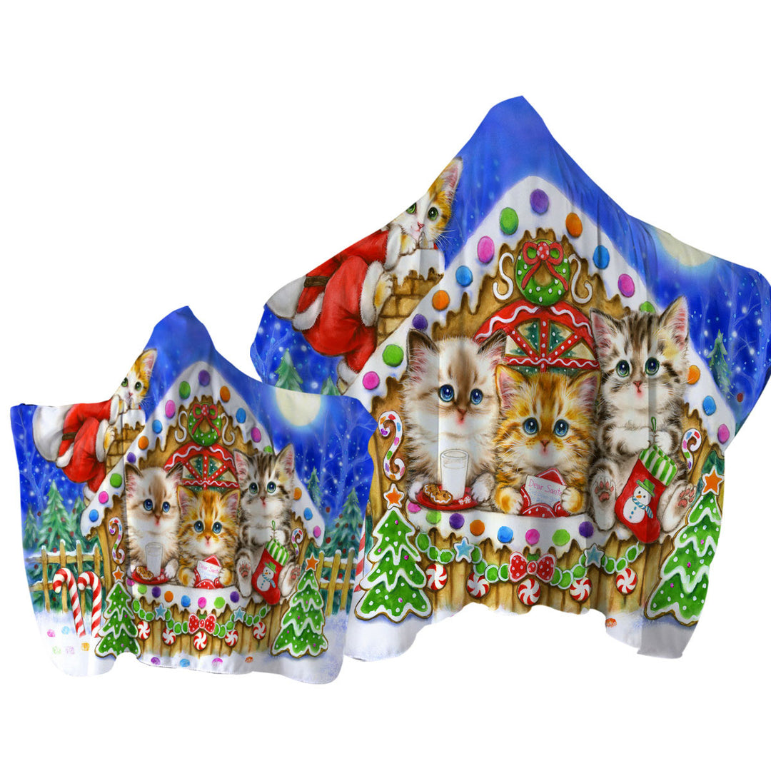 Hooded Beach Towel with Christmas Cats Cute Gingerbread House for Kittens