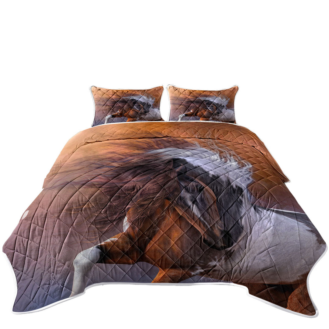 King Size Quilt Sets with Beautiful Brown and White Pinto Horse