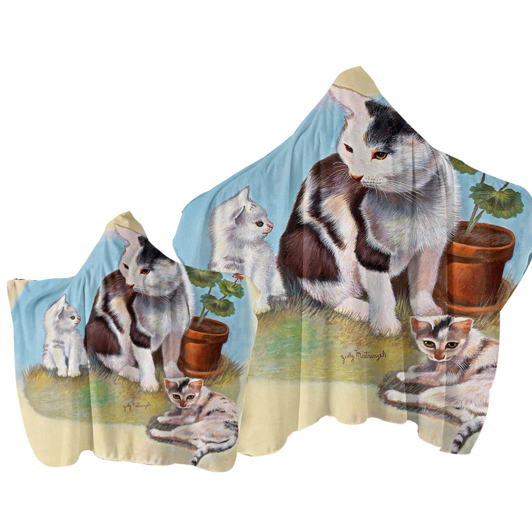 Lovey Cat Art Painting Momma Cat and Kittens Towel with Hood