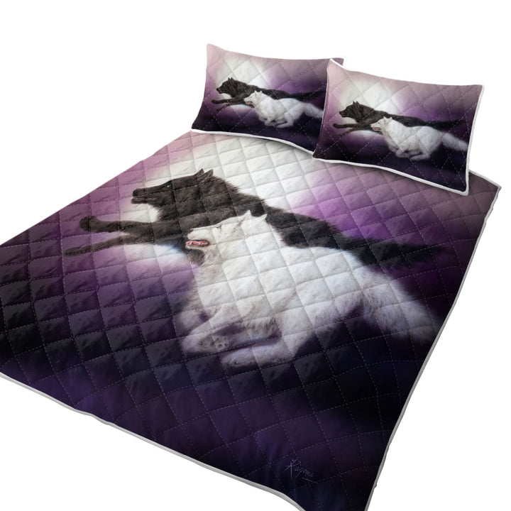 Moonlight Run Black and White Wolves Summer Quilt