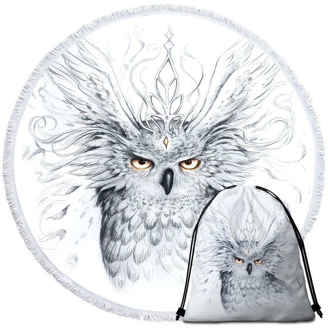 Royal Owl Drawing Circle Beach Towel