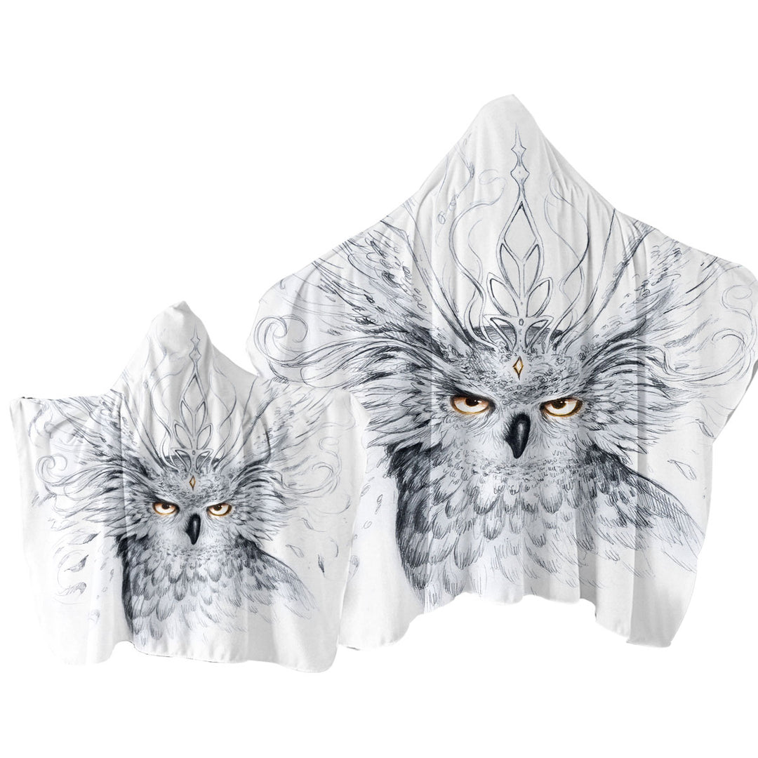 Royal Owl Drawing Hooded Beach Towel