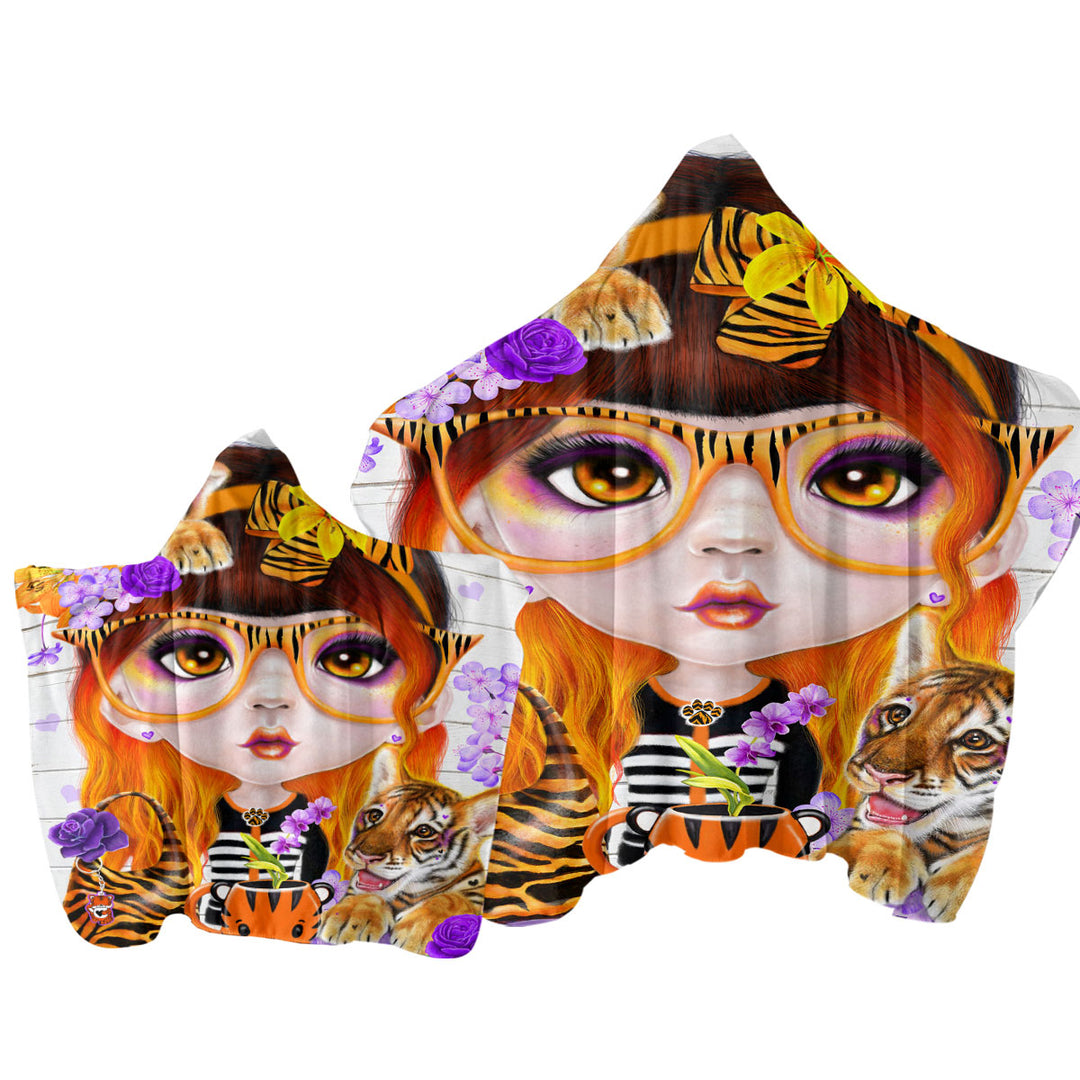 Tiger loving Tessa Munchkinz Girl Towel Hoodie